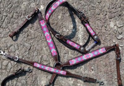 westerntrensen-leder-show-und-ranch-kopfst-cke-showtack-de
